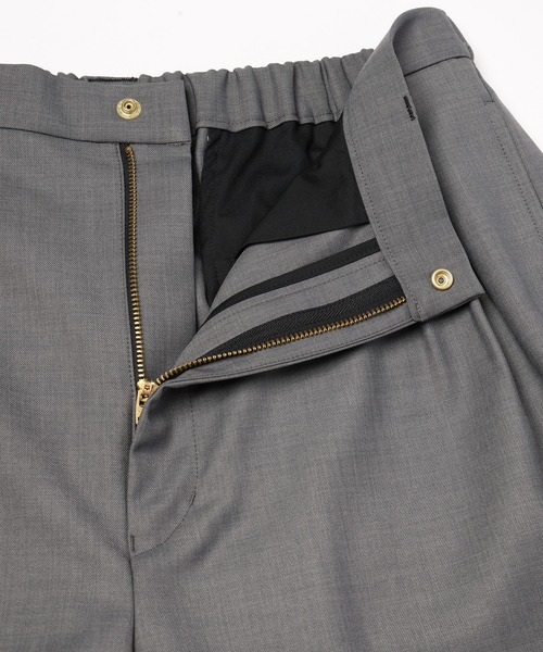 CULLNI(クルニ)の「Dry Gabardine 4Tuck Wide Pants(スラックス・メンズ・ピンク/ブラック/グレー/ネイビー・1/2/0)」の13枚目の写真
