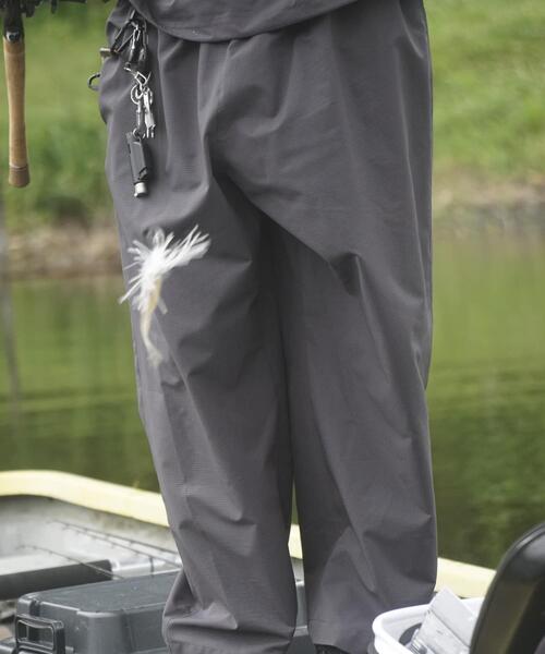 URBAN RESEARCH（アーバンリサーチ）の「LAKE SEEKERS　COOLDOTS EASY PANTS（その他パンツ・メンズ・ブラック/チャコールグレー・MEDIUM/X-LARGE/LARGE）」の3枚目の写真