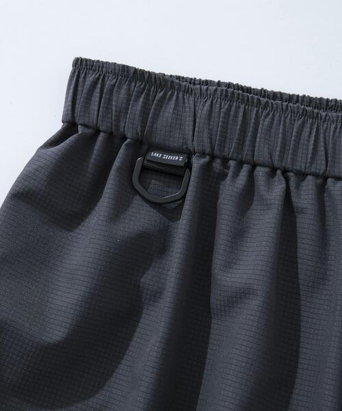 URBAN RESEARCH（アーバンリサーチ）の「LAKE SEEKERS　COOLDOTS EASY PANTS（その他パンツ・メンズ・ブラック/チャコールグレー・MEDIUM/X-LARGE/LARGE）」の9枚目の写真