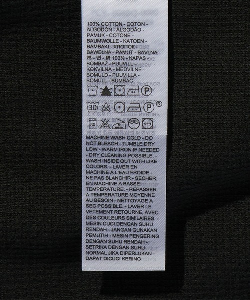 Levi's(リーバイス)の「Levi's/リーバイス リラックス ロングスリーブ ヘンリーTシャツ(Tシャツ/カットソー・メンズ・ブラック・XL/S/M)」の10枚目の写真