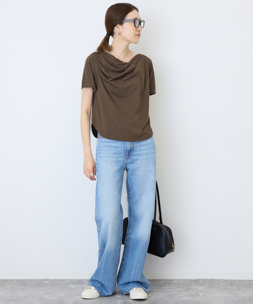 SLOBE IENA(スローブイエナ)の「ソフト天竺ドレープTEE(Tシャツ/カットソー・レディース・ブラック/ブラウン・FREE)」の11枚目の写真