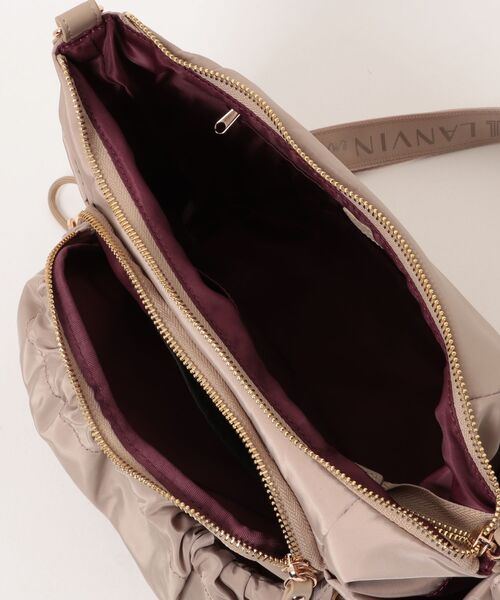 LANVIN en Bleu(ランバンオンブルー)の「ルプリエ ショルダー(ショルダーバッグ・レディース・ブラック/ベージュ・FREE)」の5枚目の写真