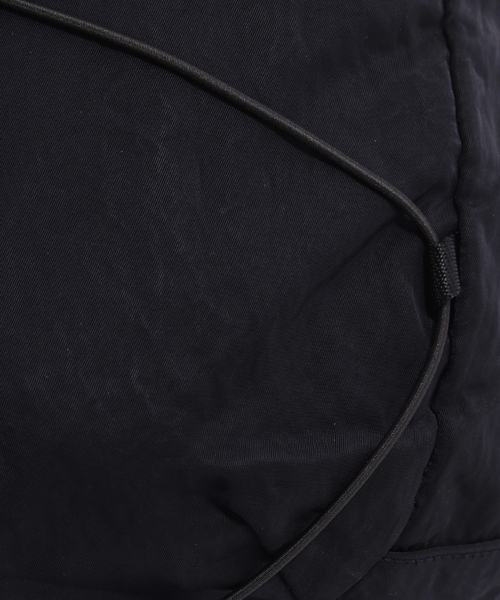 C.P. COMPANY(シーピーカンパニー)の「C.P.Company / シーピーカンパニー NYLON B CROSSBODY BACKPACK(ショルダーバッグ・メンズ・ブラック/ネイビー・FREE)」の12枚目の写真