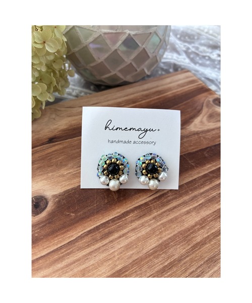 tone（トーン）の「【himemayu】ビーズ刺繍ピアス(MA)（ピアス（両耳用）・レディース・マルチ・FREE）」の2枚目の写真