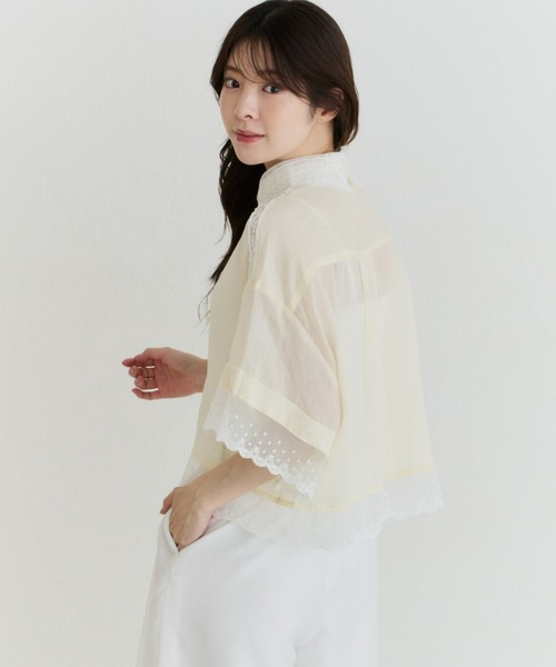 MISCH MASCH(ミッシュマッシュ)の「2026春夏新作 レース切替シアーシャツブラウス(シャツ/ブラウス・レディース・イエロー/ホワイト・フリ-)」の11枚目の写真