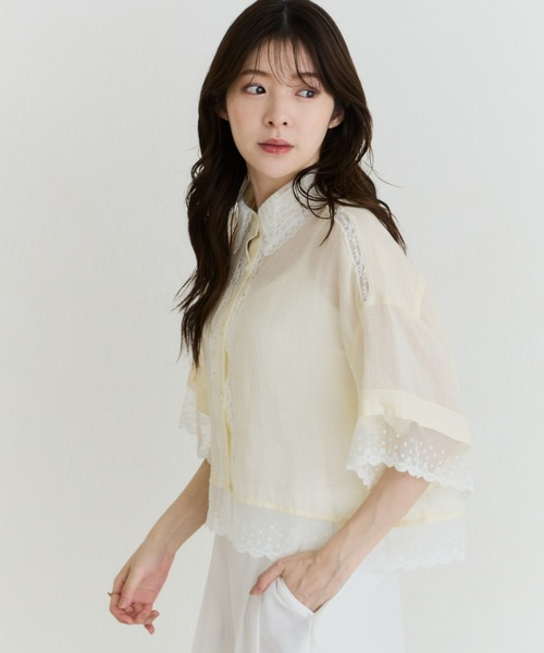 MISCH MASCH(ミッシュマッシュ)の「2026春夏新作 レース切替シアーシャツブラウス(シャツ/ブラウス・レディース・イエロー/ホワイト・フリ-)」の12枚目の写真