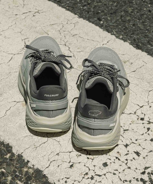 KARHU(カルフ)の「KARHU / “MESTARI RUN LS” スニーカー(スニーカー・レディース・ライトグレー/グレー/グレー系・10/6/7/9/8/5)」の6枚目の写真