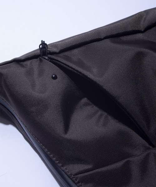F/CE. (エフシーイー)の「F/CE. 420 re/cor 2WAY SHOULDER TOTE 2.0 / エフシーイー 420 レコー 2ウェイ ショルダー トート 2.0(ショルダーバッグ・メンズ・ブラック/ブラウン/パープル・FREE)」の10枚目の写真