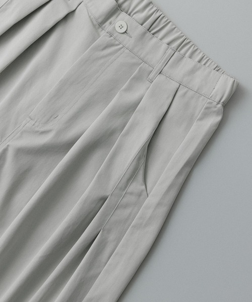 remer(リメール)の「remer 26秋冬新作 - loose powdery touch deep tuck wide PT / パウダリータッチ ディープタックワイドパンツ(その他パンツ・メンズ・ダークグレー/オフホワイト/ブラック・X-SMALL/LARGE/MEDIUM/SMALL)」の10枚目の写真
