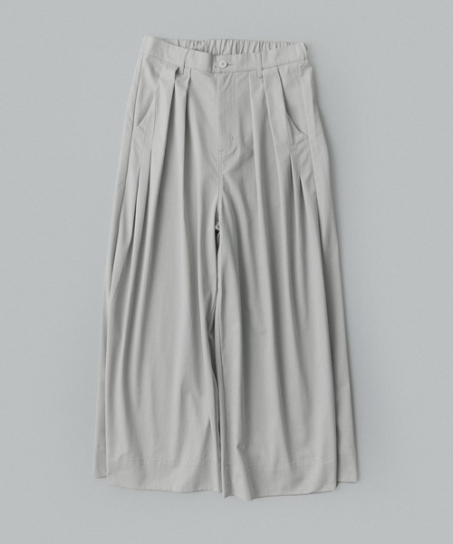 remer(リメール)の「remer 26秋冬新作 - loose powdery touch deep tuck wide PT / パウダリータッチ ディープタックワイドパンツ(その他パンツ・メンズ・ダークグレー/オフホワイト/ブラック・X-SMALL/LARGE/MEDIUM/SMALL)」の4枚目の写真