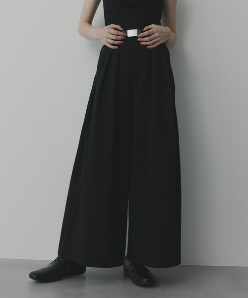 remer(リメール)の「remer 26秋冬新作 - loose powdery touch deep tuck wide PT / パウダリータッチ ディープタックワイドパンツ(その他パンツ・メンズ・ダークグレー/オフホワイト/ブラック・X-SMALL/LARGE/MEDIUM/SMALL)」の12枚目の写真