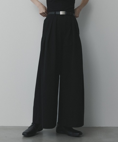 remer(リメール)の「remer 26秋冬新作 - loose powdery touch deep tuck wide PT / パウダリータッチ ディープタックワイドパンツ(その他パンツ・メンズ・ダークグレー/オフホワイト/ブラック・X-SMALL/LARGE/MEDIUM/SMALL)」の15枚目の写真