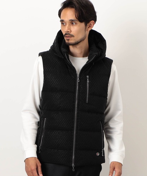 NICOLE CLUB FOR MEN(ニコルクラブフォーメン)の「【NICOLE SPORTS】ロゴデザインパテッドベスト(ダウンベスト・メンズ・ブラック系その他/ブラック・MEDIUM/LARGE/X-LARGE)」の5枚目の写真