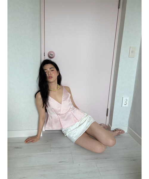 THEPORTA(ザ ポルタ)の「FLORAL JACQUARD MINI SKIRT, CREAM(スカート・レディース・その他・MEDIUM)」の2枚目の写真