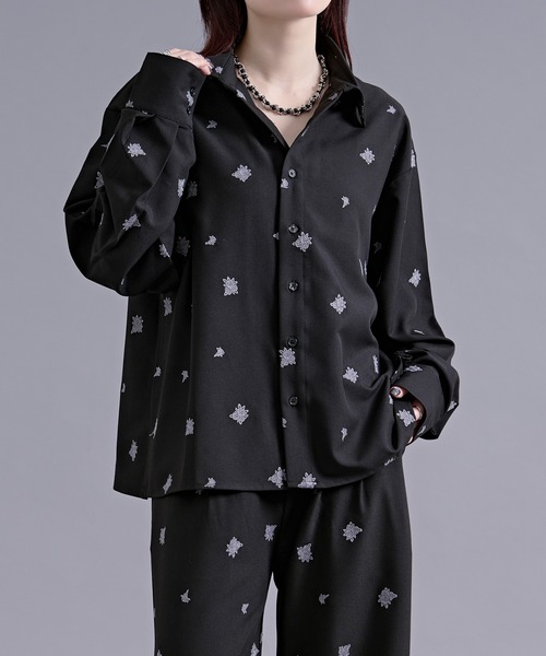 Ellno Loset(エルノロゼット)の「オールオーバーフラワー刺繍シャツ/SETUP対応(シャツ/ブラウス・メンズ・オフホワイト/ブラック・SMALL/LARGE/MEDIUM)」の12枚目の写真