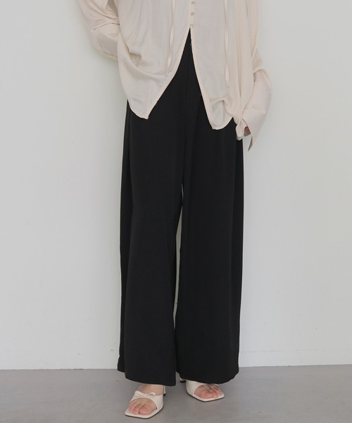 cheriella(シェリエラ)の「【cheriella】タックスラックス TUCK SLACKS(スラックス・レディース・ブラック/イエロー/オフホワイト・FREE)」の3枚目の写真