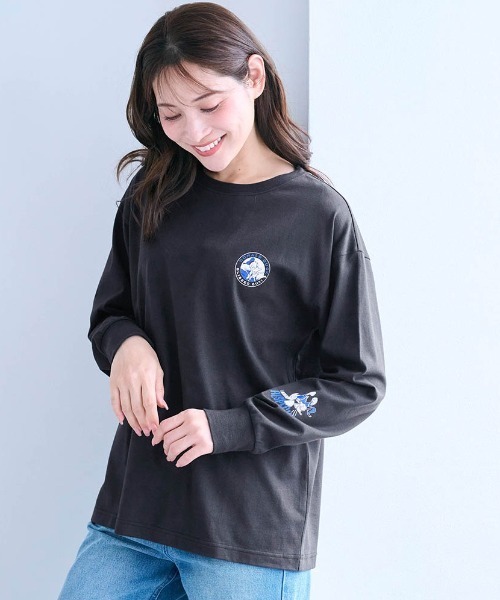 Disney(ディズニー)の「ユニセックス長袖Tシャツ(選べるキャラクター)【ディズニー】(Tシャツ/カットソー・レディース・ネイビー/ライトグレー/ブラック・S/L/M/LL)」の2枚目の写真