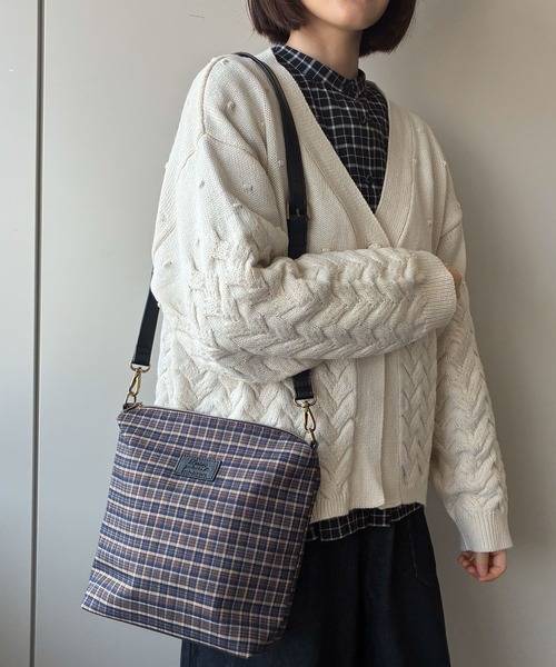 SELF+SERVICE(セルフサービス)の「【※ノベルティなし】ゆべしさんコラボ 編み柄カーデ(カーディガン/ボレロ・レディース・アイボリー/オレンジ系/グレー系その他・M/L)」の22枚目の写真