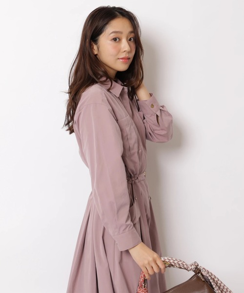 JUSGLITTY(ジャスグリッティー)の「ワークシャツワンピース(ワンピース・レディース・スモークピンク/チャコールグレー・2/1/0)」の4枚目の写真