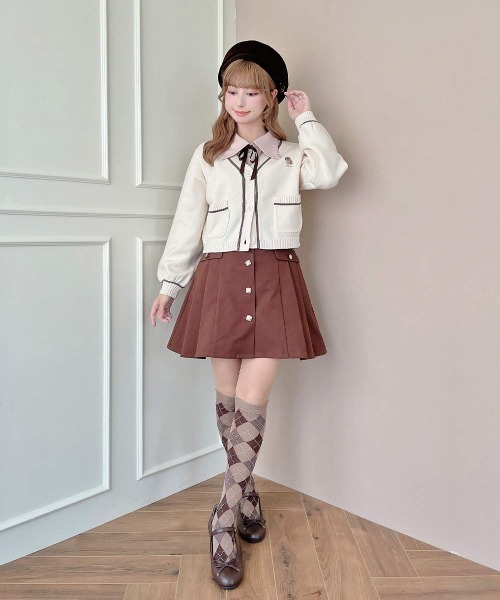F i.n.t(フィント)の「ペキニーズ刺繍ライン使いニットカーディガン/fint フィント(カーディガン/ボレロ・レディース・アイボリー/レッド/ブルー・FREE)」の10枚目の写真