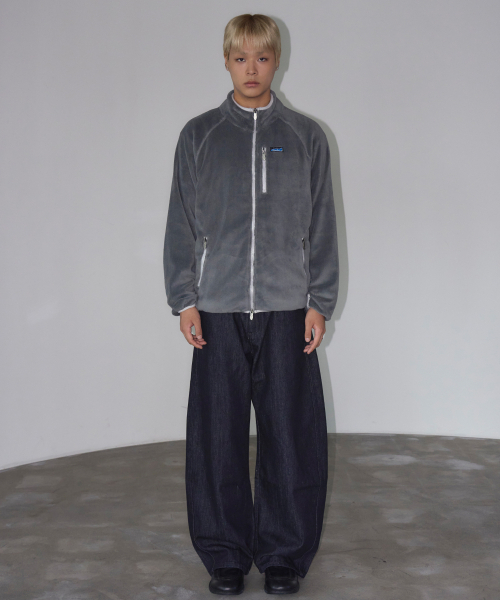 TRAVEL(トラベル)の「POLAR ボアジャケット HAIネック グレー(その他アウター・レディース・その他・SMALL/MEDIUM/LARGE)」の2枚目の写真