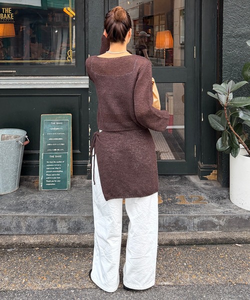 HEILIS(ヘイリス)の「【Ranna Select】 ワッフルニットラップスカートセット/ニットセット ニットセットアップ ニットトップス 長袖ニット レイヤードスカート ニットスカート 巻きスカート ラップスカート レイヤードアイテム 着回し 韓国ファッション 韓国コーデ カジュアル デイリー 秋服 冬服 ブラウン アイボリー(ニット/セーター・レディース・ブラウン/アイボリー・FREE)」の6枚目の写真