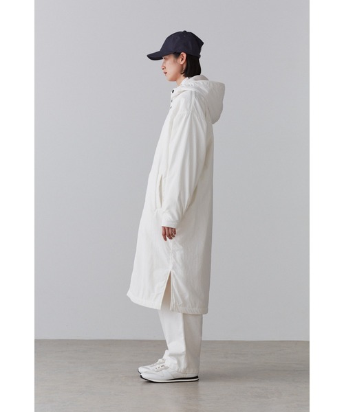 Y(ワイ)の「Y / RECYCLE NYLON TAFFETA / RECYCLE POLYESTER FLEECE CO(ダウンジャケット/コート・メンズ・ホワイト/ネイビー・SMALL/MEDIUM/LARGE)」の9枚目の写真
