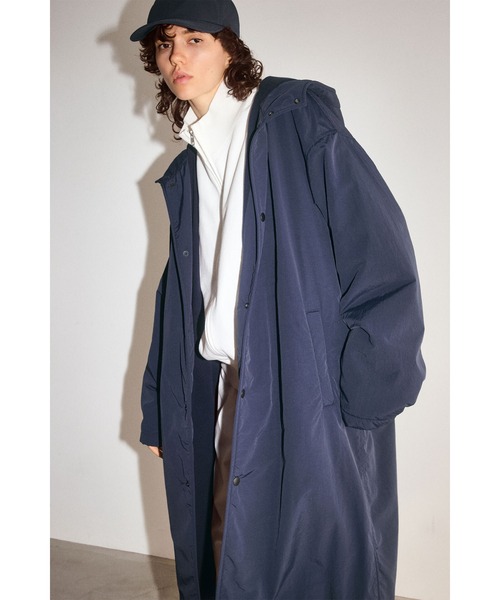 Y(ワイ)の「Y / RECYCLE NYLON TAFFETA / RECYCLE POLYESTER FLEECE CO(ダウンジャケット/コート・メンズ・ホワイト/ネイビー・SMALL/MEDIUM/LARGE)」の14枚目の写真