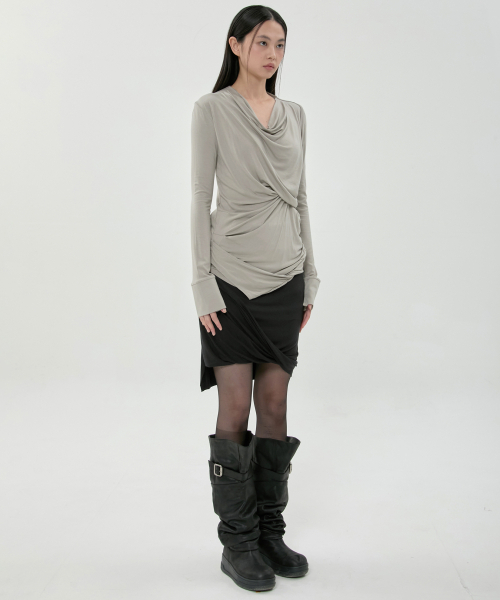 FLAREUP(フレアアップ)の「Miya ロングスリーブ (FL-195_Ash Beige)(Tシャツ/カットソー・レディース・ベージュ・OS)」の3枚目の写真