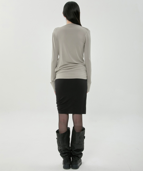 FLAREUP(フレアアップ)の「Miya ロングスリーブ (FL-195_Ash Beige)(Tシャツ/カットソー・レディース・ベージュ・OS)」の4枚目の写真