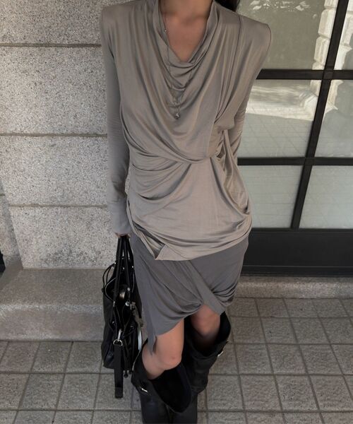 FLAREUP(フレアアップ)の「Miya ロングスリーブ (FL-195_Ash Beige)(Tシャツ/カットソー・レディース・ベージュ・OS)」の8枚目の写真