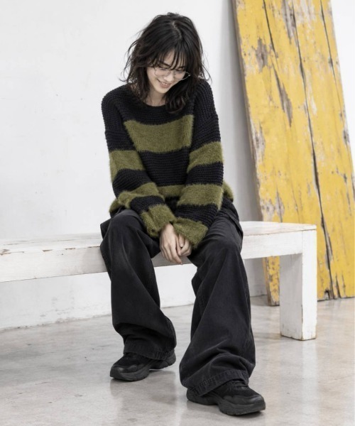 KAMINARI_TOKIO（カミナリトキオ）の「シャギー切替ワイドボーダーニットプルオーバー（Tシャツ/カットソー・レディース・ブラウン/ブラック/カーキ・FREE）」の13枚目の写真