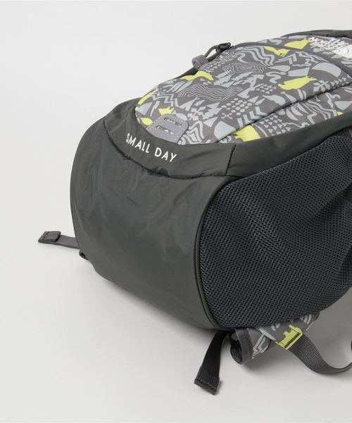THE NORTH FACE（ザノースフェイス）の「ザ・ノース・フェイス キッズデイパック / スモールデイパック（バックパック/リュック・キッズ・ブラック/ピンク/ブルー/ライトピンク/その他/オレンジ系その他/グリーン系その他/ネイビー/コバルトブルー/ホワイト系その他/レッド系その他/チェリーピンク/サックスブルー/カラフル/チャコールグレー/グレー系その他/ブラック×ブラック/ブルー系その他/オレンジ/コーラルピンク・ONE SIZE）」の22枚目の写真