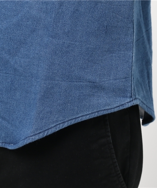 VENCEEXCHANGE（ヴァンスエクスチェンジ）の「【BITTER 1月号 掲載商品】カットデニムシャツ                   （シャツ/ブラウス・メンズ・ダークネイビー/ブルー・LARGE/MEDIUM/SMALL）」の7枚目の写真