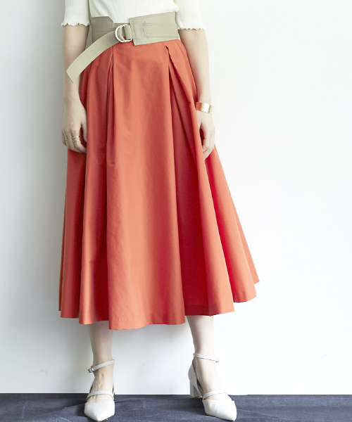 STUDIOUS（ステュディオス）の「ランダムタックロングスカート（スカート・レディース・レッド/ネイビー・0/1）」の2枚目の写真