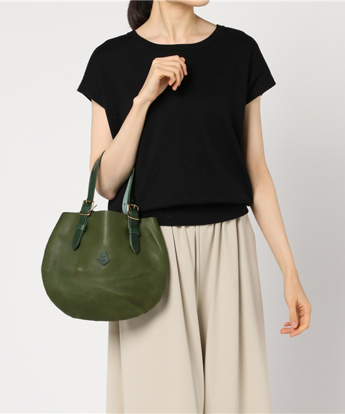 CLEDRAN(クレドラン)の「【CLEDRAN】CL2655 SEMICIRCLE TOTE/S(トートバッグ・レディース・キャメル/グリーン・FREE)」の8枚目の写真