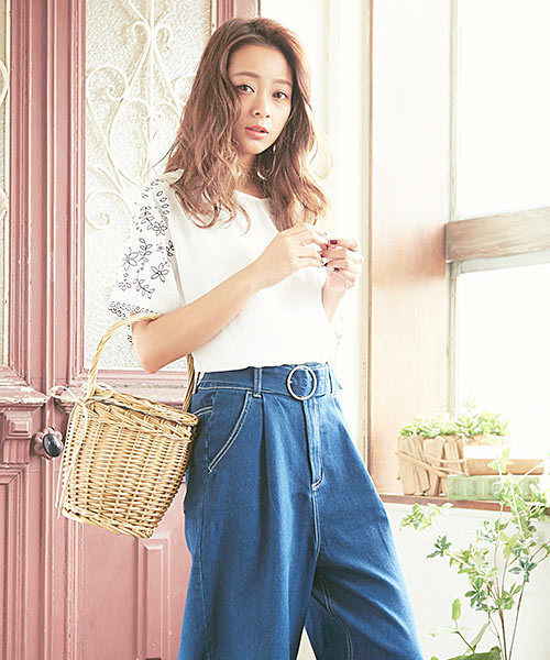 KOBE LETTUCE（コウベレタス）の「ラタン素材バスケットカゴバッグ（かごバッグ・レディース・ベージュ/ブラウン・FREE）」の9枚目の写真