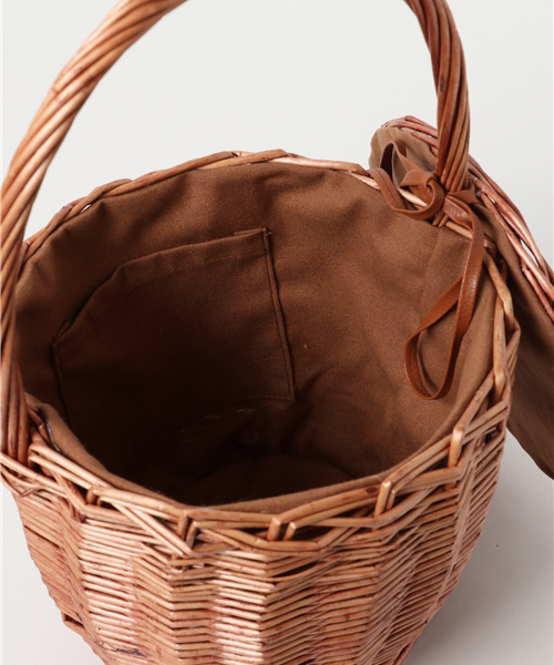 KOBE LETTUCE（コウベレタス）の「ラタン素材バスケットカゴバッグ（かごバッグ・レディース・ベージュ/ブラウン・FREE）」の7枚目の写真