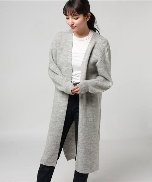 STYLEDOOR(スタイルドア)の「バックリングニットロングカーディガン(カーディガン/ボレロ・レディース・グレー/モカ/ネイビー・FREE)」の12枚目の写真