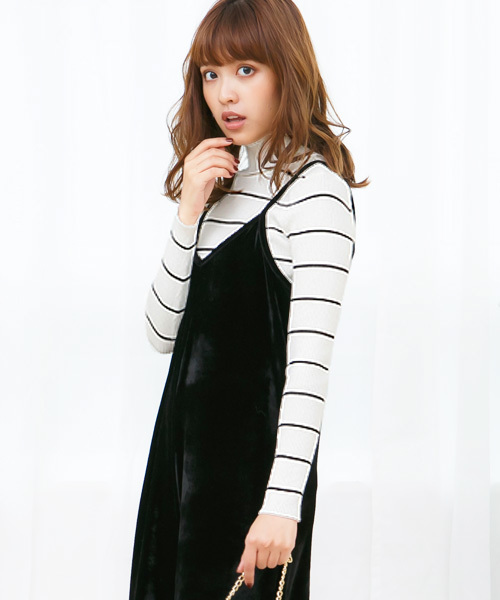 KOBE LETTUCE(コウベレタス)の「ベーシック長袖リブタートルネックニットトップス(ニット/セーター・レディース・ブラック/カーキ/チャコールグレー/ホワイト×ブラック/ブラック×ホワイト/アイボリー/ネイビー/キャメル/ボルドー/グレー/ベージュ系その他/ピンク/レッド系その他/ブルー/ベージュ系その他2/ホワイト系/ブルー系/ネイビー系/ブラック系その他/ブラウン/レッド/オフホワイト/イエロー/ライトピンク/グレー系・M/L)」の4枚目の写真