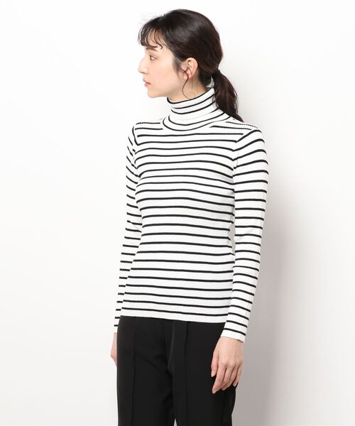 KOBE LETTUCE(コウベレタス)の「ベーシック長袖リブタートルネックニットトップス(ニット/セーター・レディース・ブラック/カーキ/チャコールグレー/ホワイト×ブラック/ブラック×ホワイト/アイボリー/ネイビー/キャメル/ボルドー/グレー/ベージュ系その他/ピンク/レッド系その他/ブルー/ベージュ系その他2/ホワイト系/ブルー系/ネイビー系/ブラック系その他/ブラウン/レッド/オフホワイト/イエロー/ライトピンク/グレー系・M/L)」の5枚目の写真