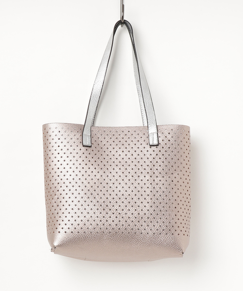 florist（フローリスト）の「【3way】星パターンのパンチングハンドバッグ/ショルダーバッグ（ショルダーバッグ・レディース・ホワイト/ブラック/ベージュ/レッド/シルバー・FREE）」の16枚目の写真