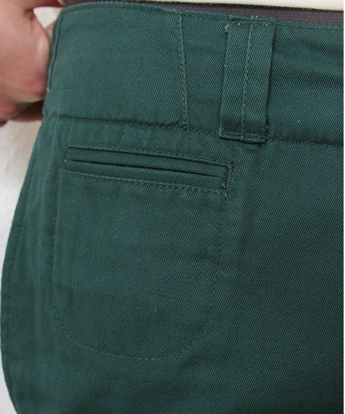 coen（コーエン）の「カリフォルニアチノショーツ（チノパンツ・メンズ・ネイビー/ダークグリーン/オフホワイト/ベージュ・LARGE/X-SMALL/MEDIUM/SMALL/X-LARGE）」の9枚目の写真