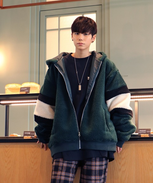 Need ノーニード のファッション ブルゾン No ブルゾン No ロングスリーブ袖ラインビッグシルエットボアフードブルゾン 韓国ストリートファッション