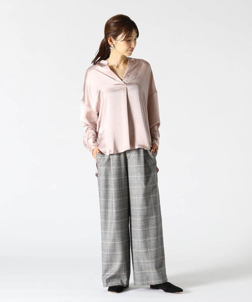1er Arrondissement（プルミエアロンディスモン）の「ソロリライムサテンシャツ（シャツ/ブラウス・レディース・ネイビー/ピンク系その他/テラコッタ・38/36）」の7枚目の写真