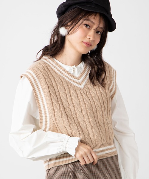 WEGO（ウィゴー）の「WEGO/チルデンニットベスト（ベスト・レディース・ベージュ/ブラック/ホワイト/グリーン・FREE）」の4枚目の写真