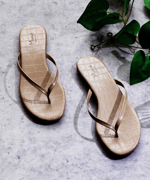 menue(メヌエ)の「キレイ魅せ ビーチサンダル トングver.(サンダル・レディース・パイソン/ゴールド/グリーン/ホワイト/グレー/ブラック/ベージュ系その他3/その他1/アイボリー/シルバー/ブルー系その他/グリーン系その他/ベージュ系その他/ベージュ系その他2/グレイッシュベージュ/ブラウン・36/35/37/38/39/34/41/40)」の6枚目の写真