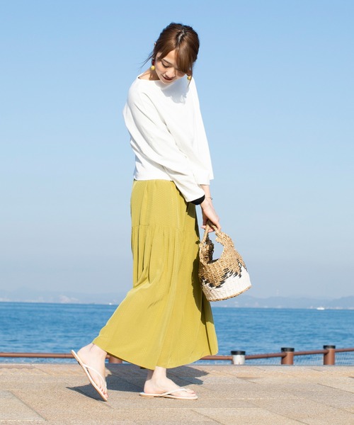 menue(メヌエ)の「キレイ魅せ ビーチサンダル トングver.(サンダル・レディース・パイソン/ゴールド/グリーン/ホワイト/グレー/ブラック/ベージュ系その他3/その他1/アイボリー/シルバー/ブルー系その他/グリーン系その他/ベージュ系その他/ベージュ系その他2/グレイッシュベージュ/ブラウン・36/35/37/38/39/34/41/40)」の18枚目の写真