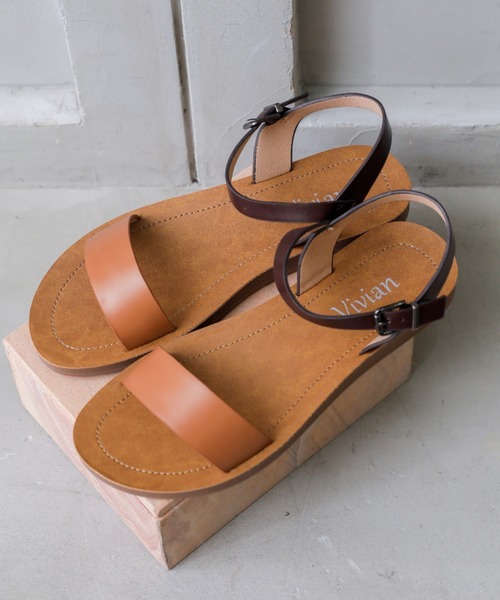 VIVIAN（ヴィヴィアン）の「ネックベルトカジュアルコンフォートサンダル（サンダル・レディース・ダークブラウン/リアルツリーカモ/シルバー/オリーブ×ブラック/アイボリー/ブラウン/キャメル/ベージュ/D/パイソン/ブラック/ベージュ系その他6・L/S/M/LL/XL/SS）」の16枚目の写真