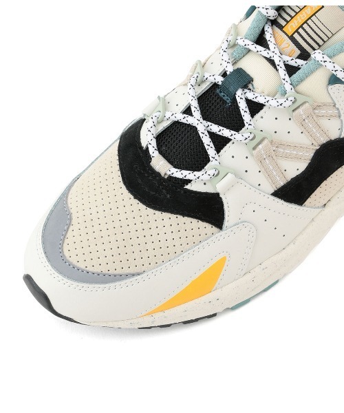 KARHU（カルフ）の「KARHU FUSION2.0 (LILY WHITE)（スニーカー・メンズ・ホワイト・10/9/8）」の2枚目の写真